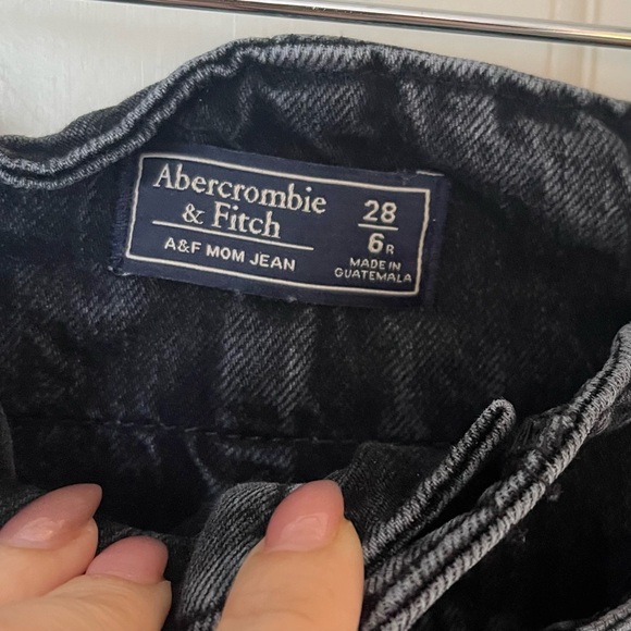 Abercrombie Paperbag Mom Jeans Washed Black Size 28 90s y2k Denim Tapered Leg - Picture 6 of 9